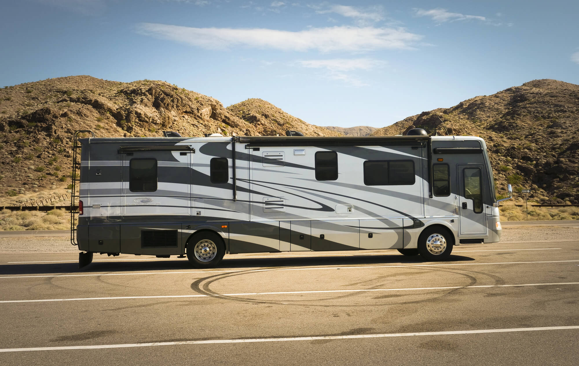 Motorhome Financing vs RV Financing: Key Differences